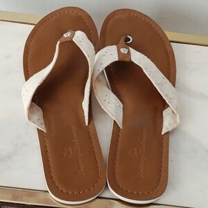 Tommy Bahama Lace Print Flip-Flops Beachcore & Resort Style for Women Size 7.
